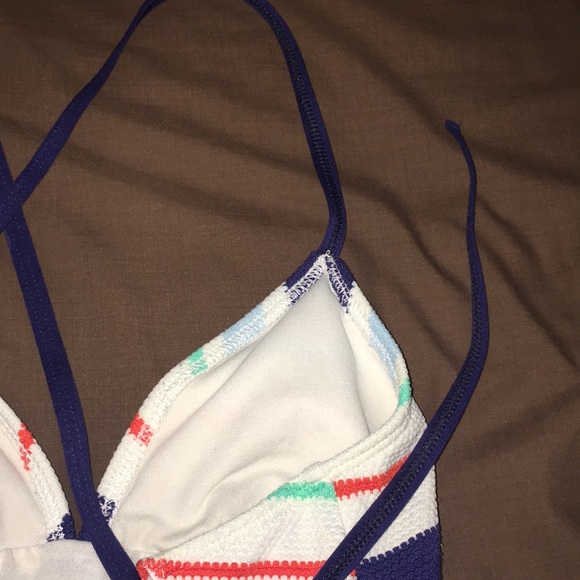 Striped one piece swimsuit - Picture 9 of 9